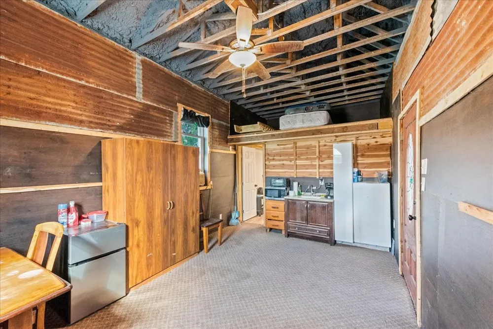 Hwy 22 Clifton, TX 76634