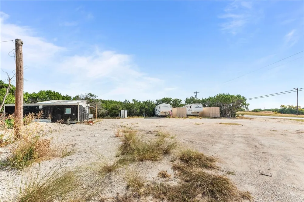 Hwy 22 Clifton, TX 76634