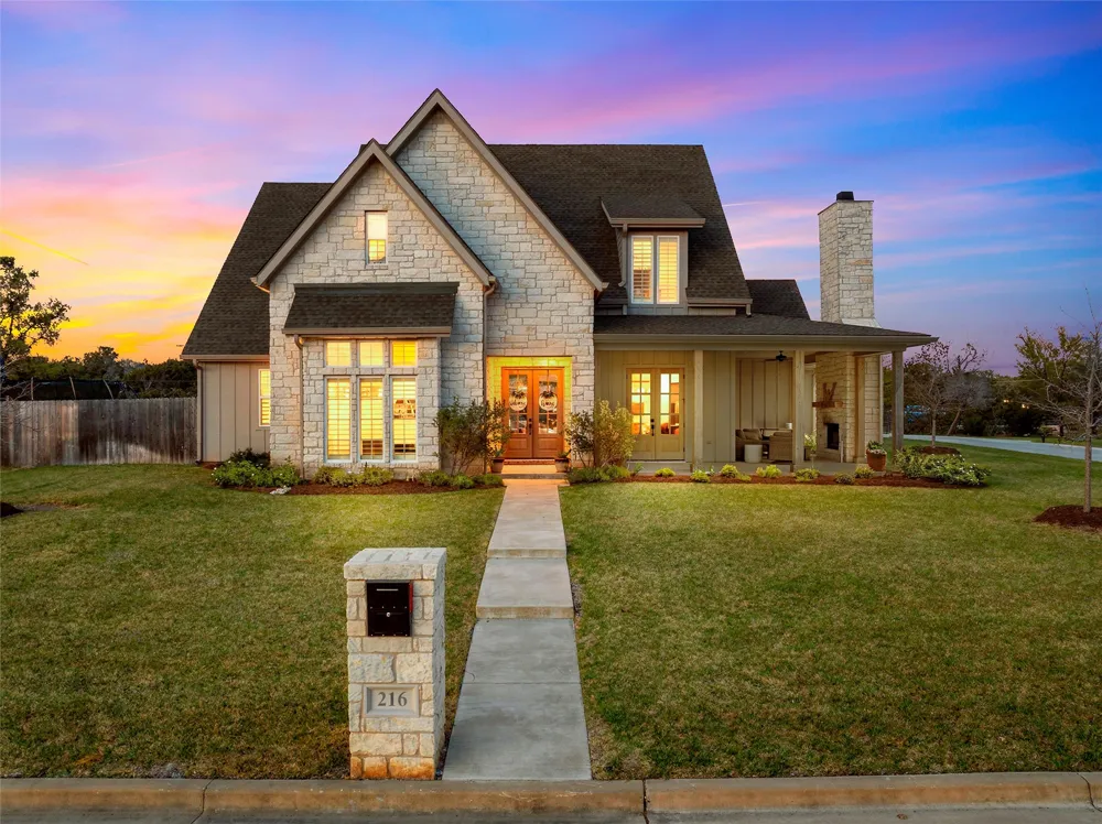 216 Wycliff Drive China Spring, TX 76633
