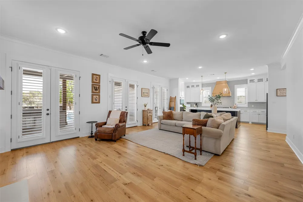 216 Wycliff Drive China Spring, TX 76633