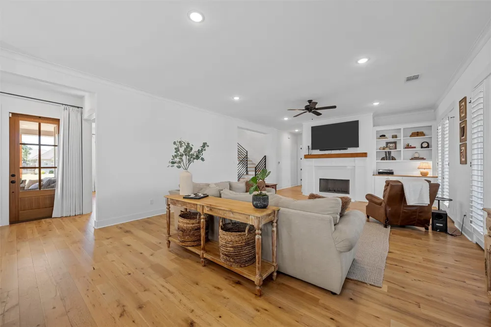 216 Wycliff Drive China Spring, TX 76633
