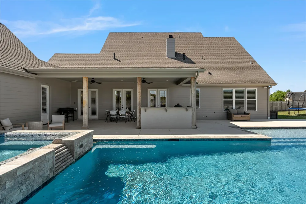216 Wycliff Drive China Spring, TX 76633
