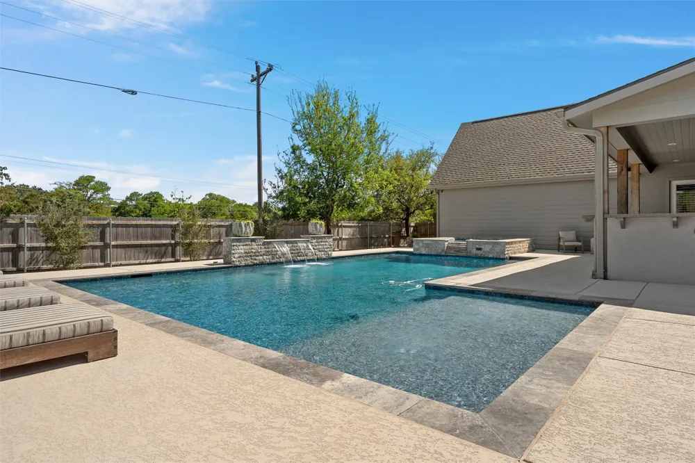 216 Wycliff Drive China Spring, TX 76633