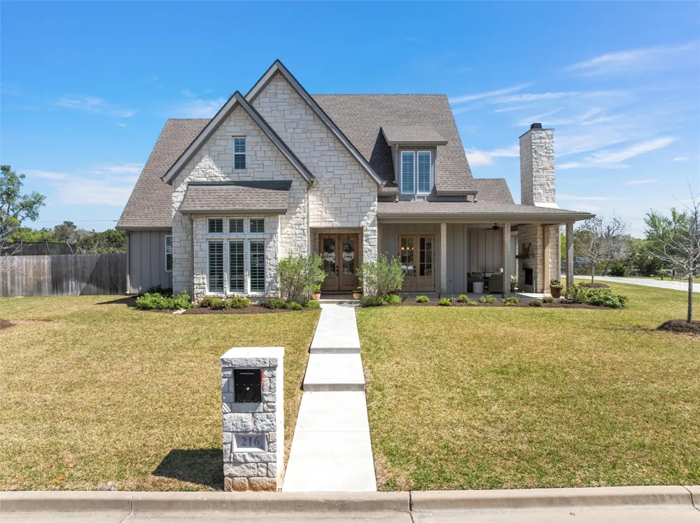 216 Wycliff Drive China Spring, TX 76633