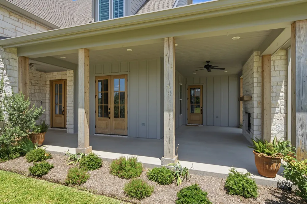 216 Wycliff Drive China Spring, TX 76633