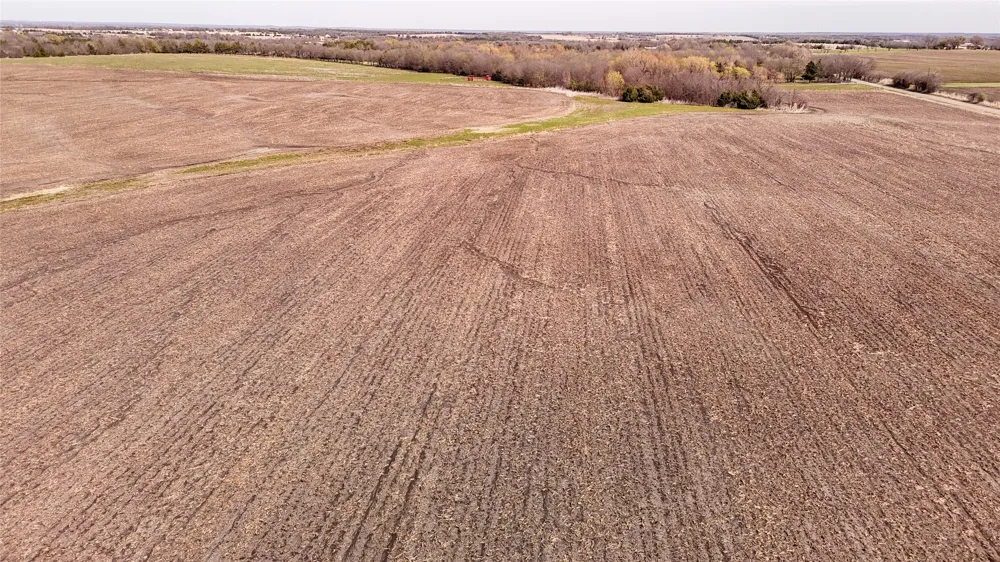 Crews Road Bells, TX 75414