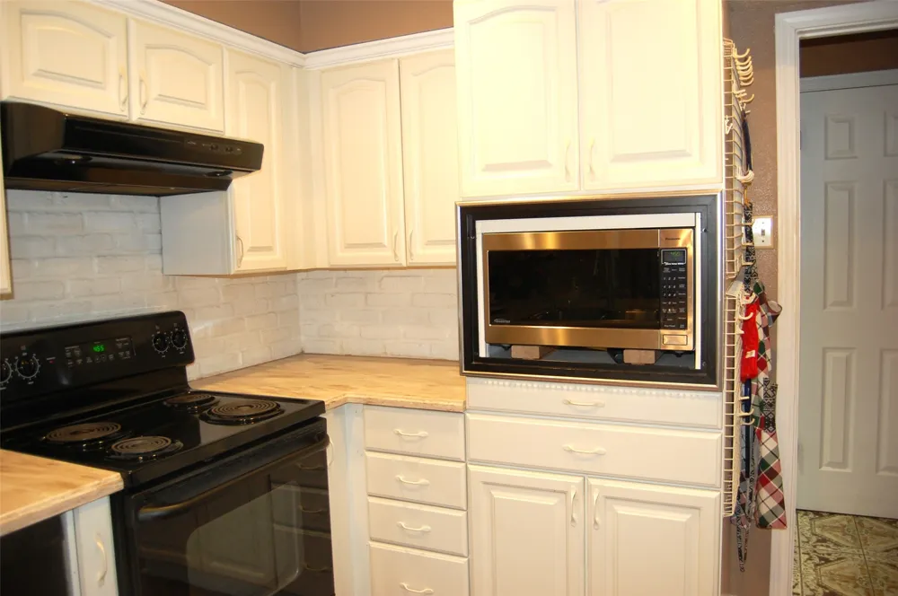 708 Carriage Way Duncanville, TX 75137