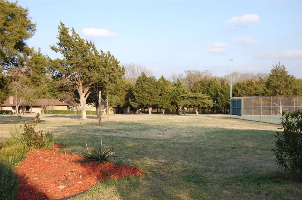 708 Carriage Way Duncanville, TX 75137