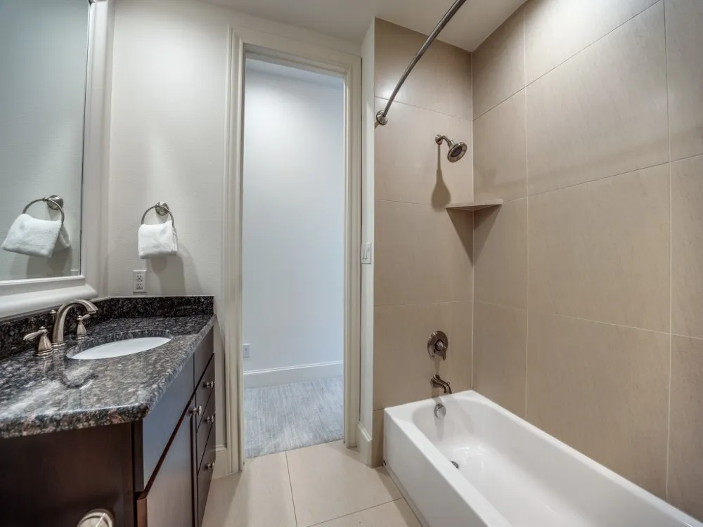 2114 Aylesport Drive Dallas, TX 75201