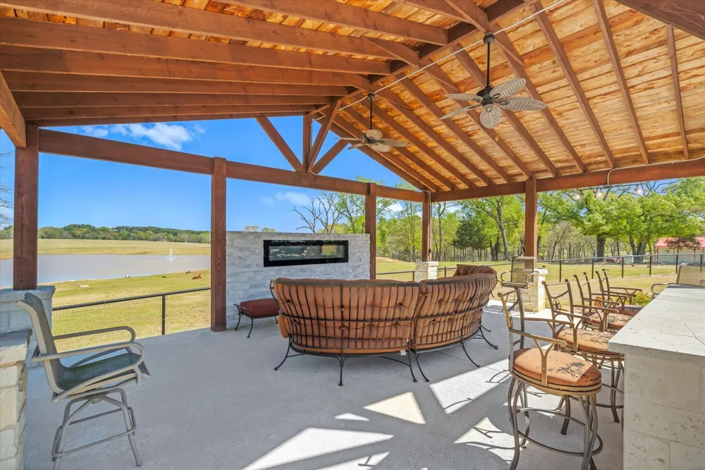 13006 FM 757 Winona, TX 75792