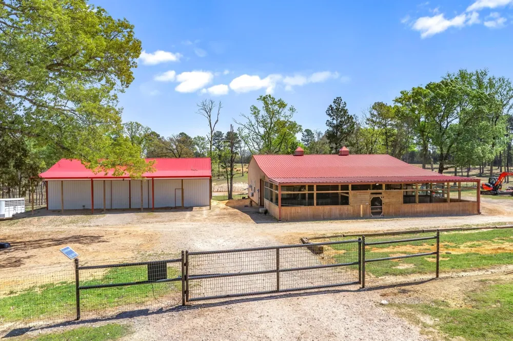 13006 FM 757 Winona, TX 75792
