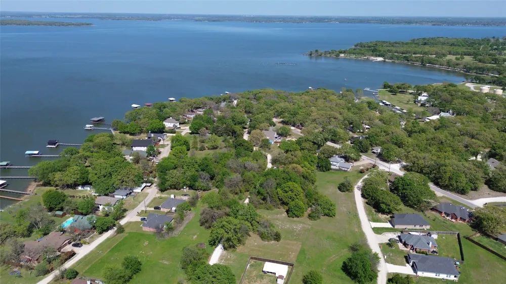 721 Hillside Drive West Tawakoni, TX 75474