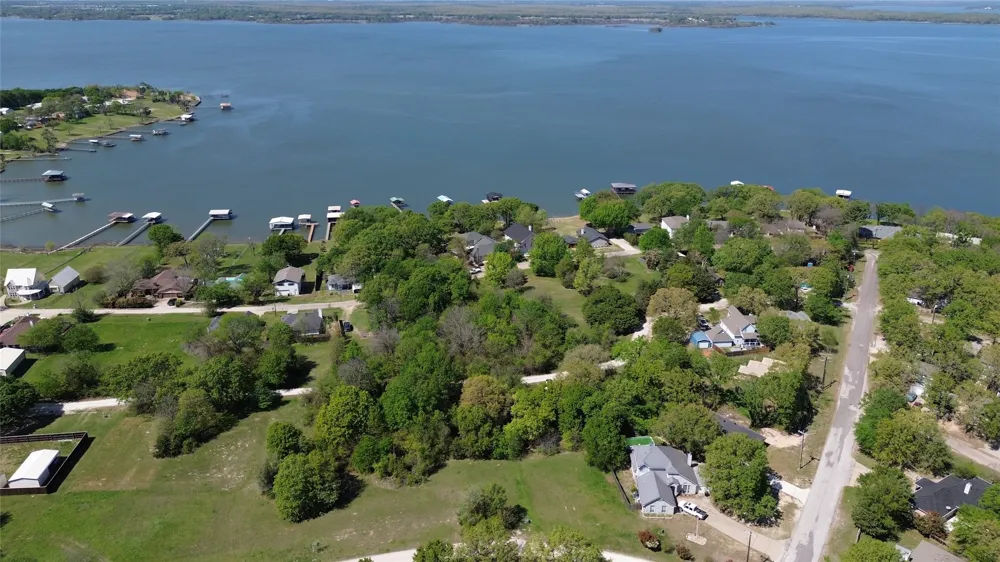 721 Hillside Drive West Tawakoni, TX 75474
