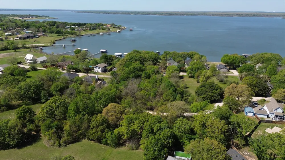 721 Hillside Drive West Tawakoni, TX 75474