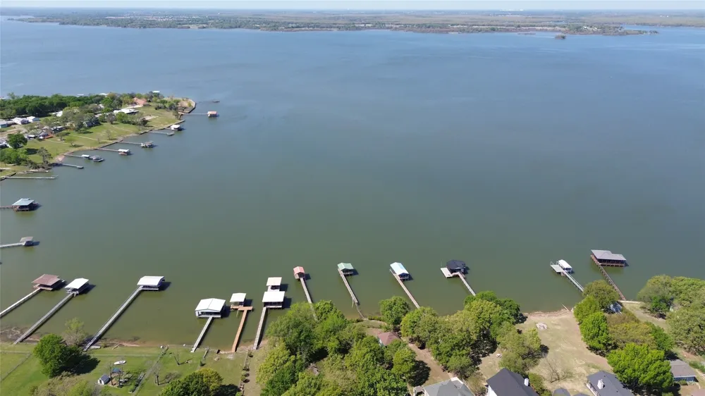 721 Hillside Drive West Tawakoni, TX 75474