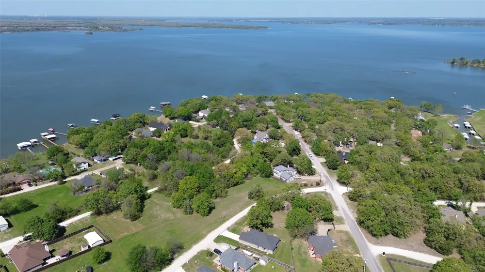 717 Hillside Drive West Tawakoni, TX 75474