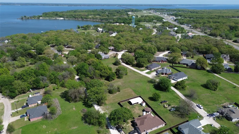 717 Hillside Drive West Tawakoni, TX 75474