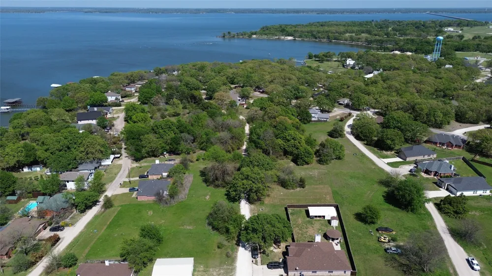 717 Hillside Drive West Tawakoni, TX 75474