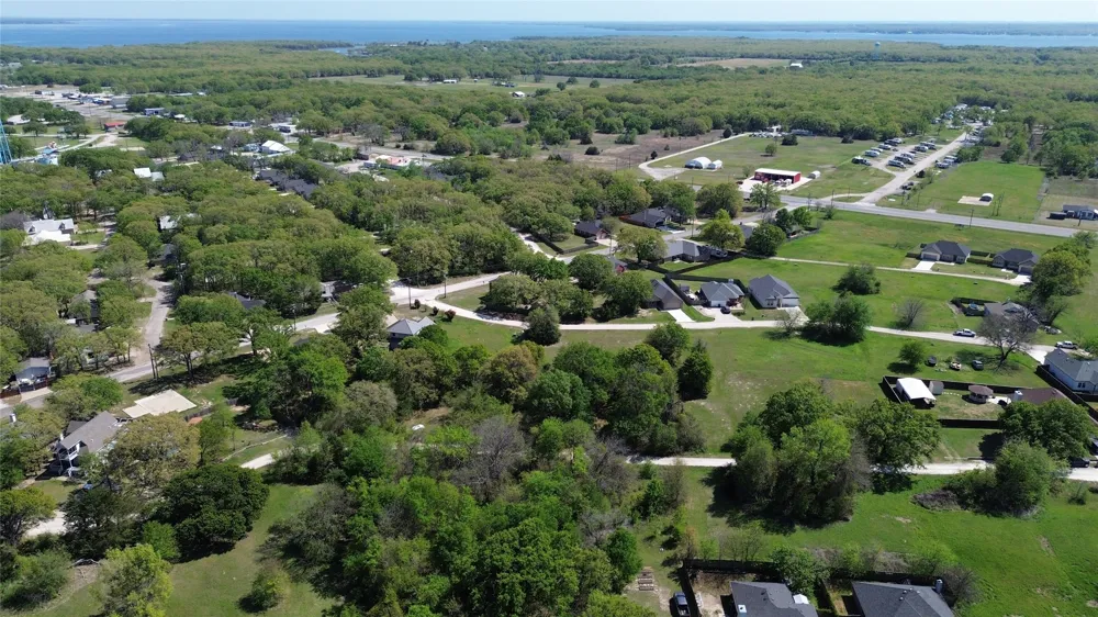 717 Hillside Drive West Tawakoni, TX 75474