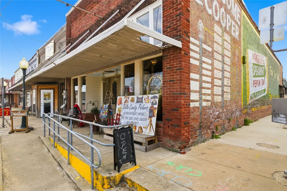 10 SS Cooper, TX 75432