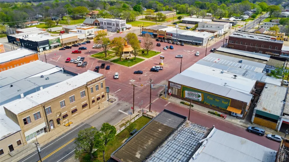 10 SS Cooper, TX 75432