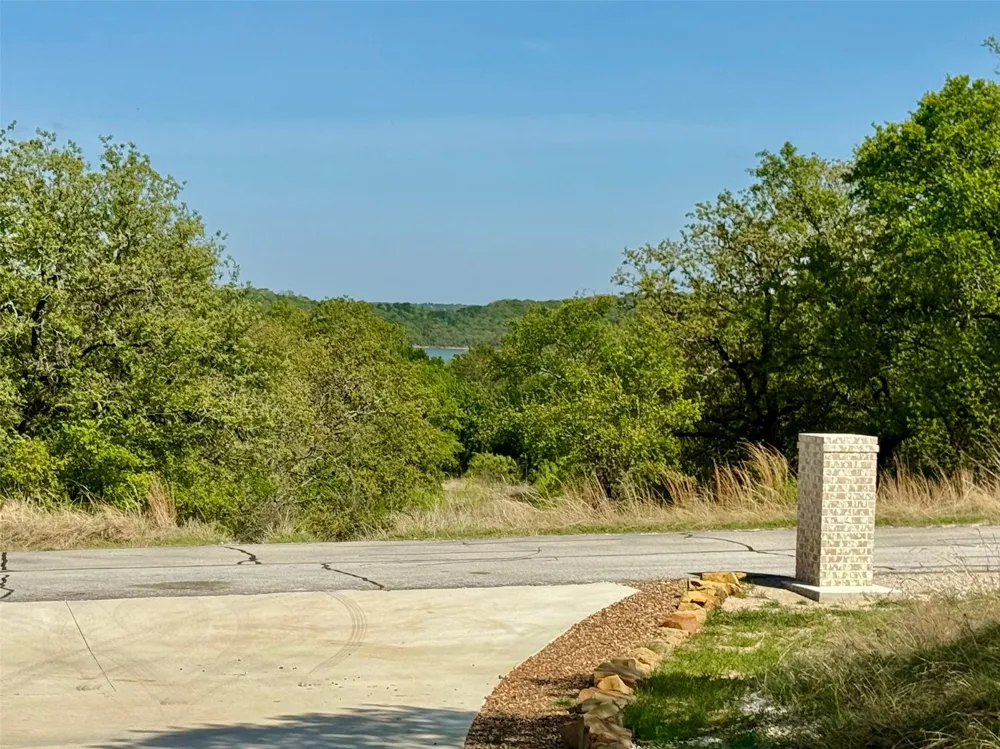 114 Ridgeline Chico, TX 76431