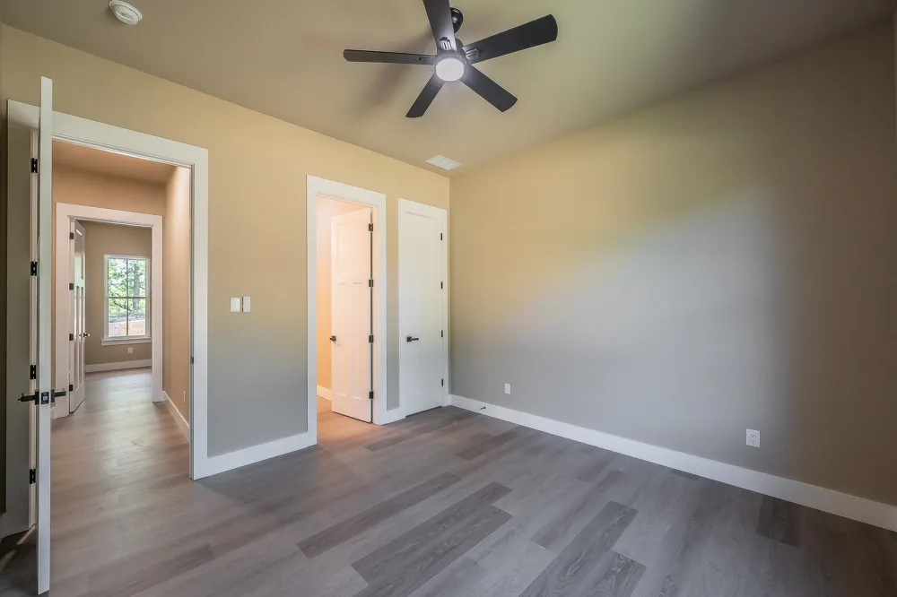 114 Ridgeline Chico, TX 76431