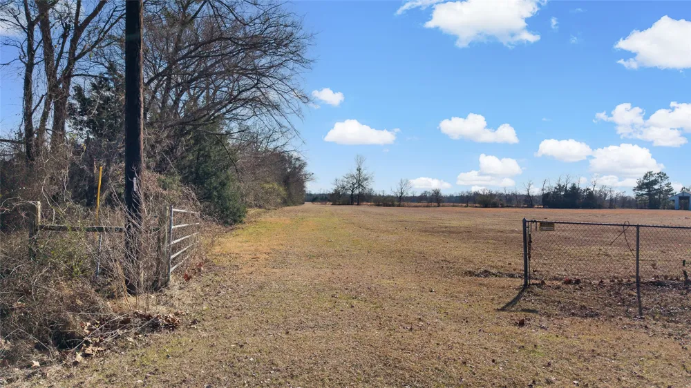 7 County Road 2426 Como, TX 75431