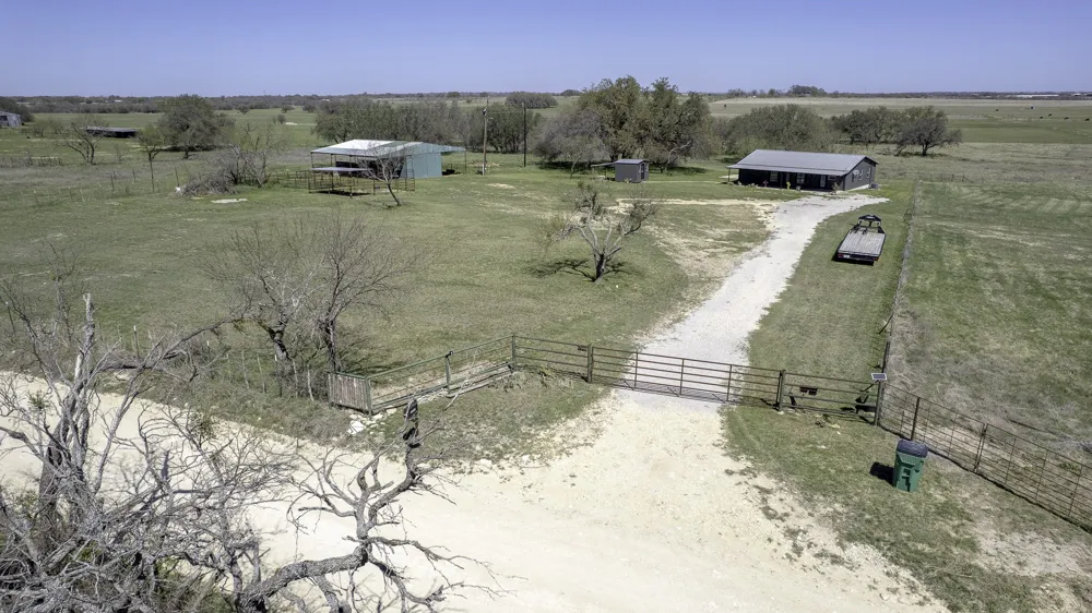 951 County Road 347 Dublin, TX 76446