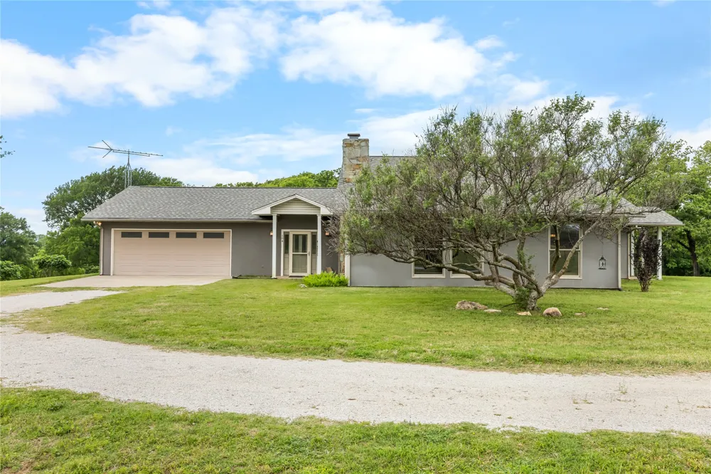104 Private Road 4757 Rhome, TX 76078