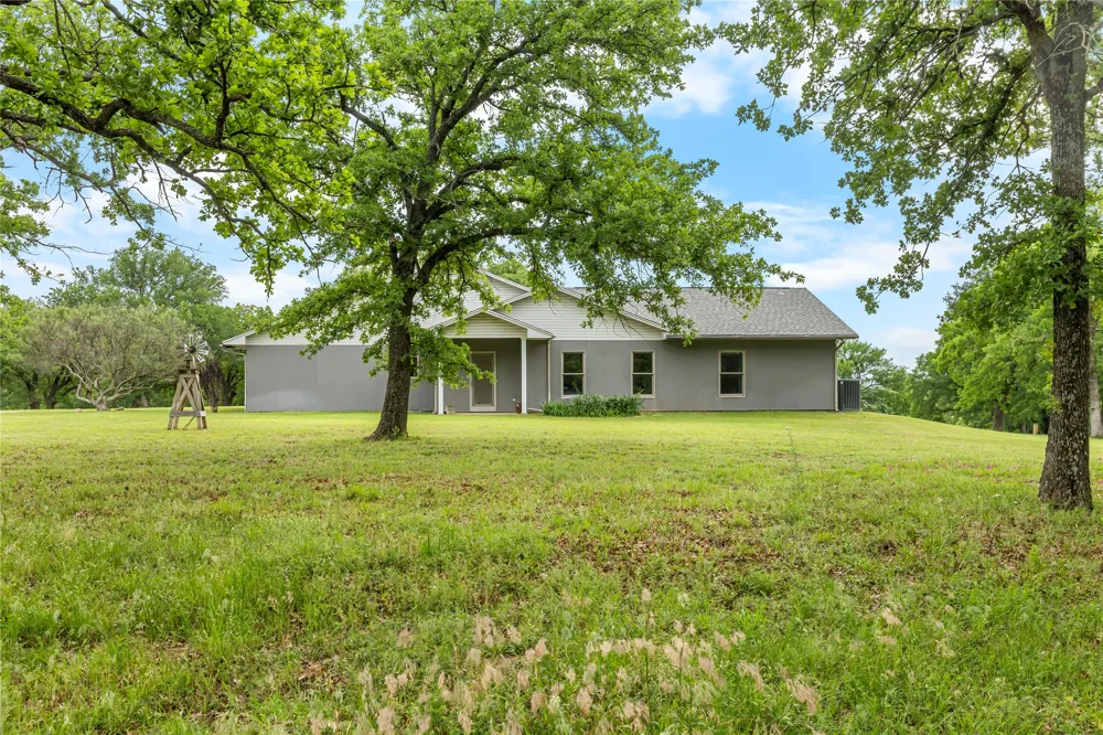 104 Private Road 4757 Rhome, TX 76078