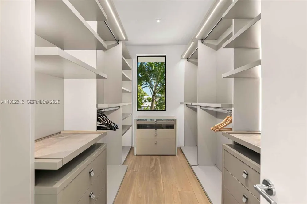 121 2nd Dilido Ter. Share A Miami Beach, FL 33139