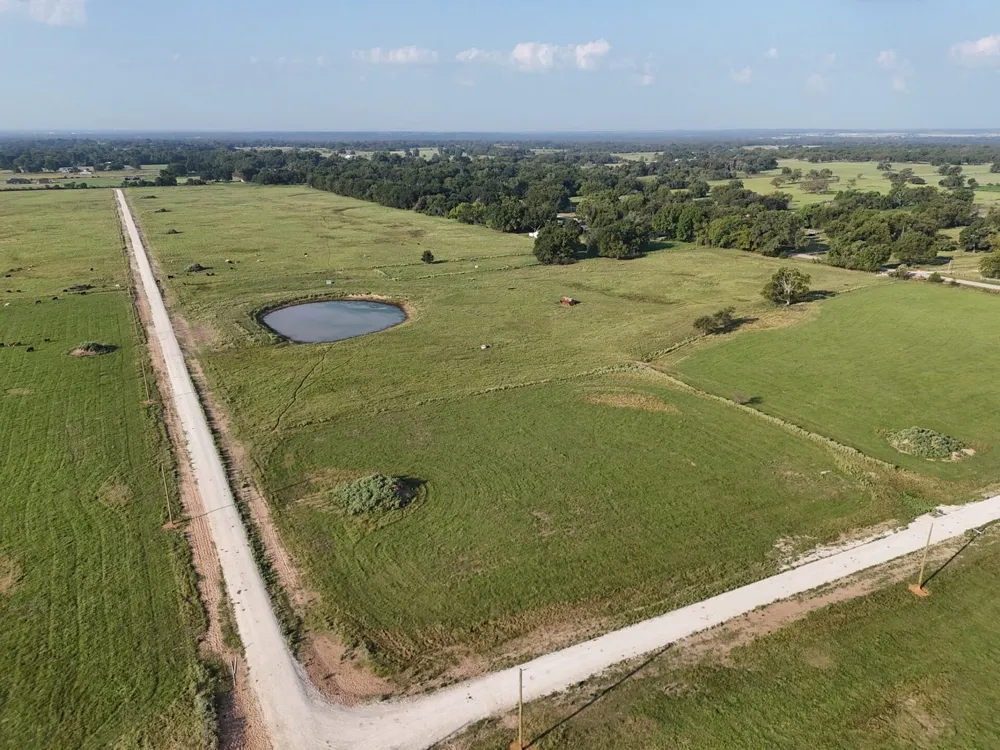 29 COUNTY ROAD 463 Mexia, TX 76667