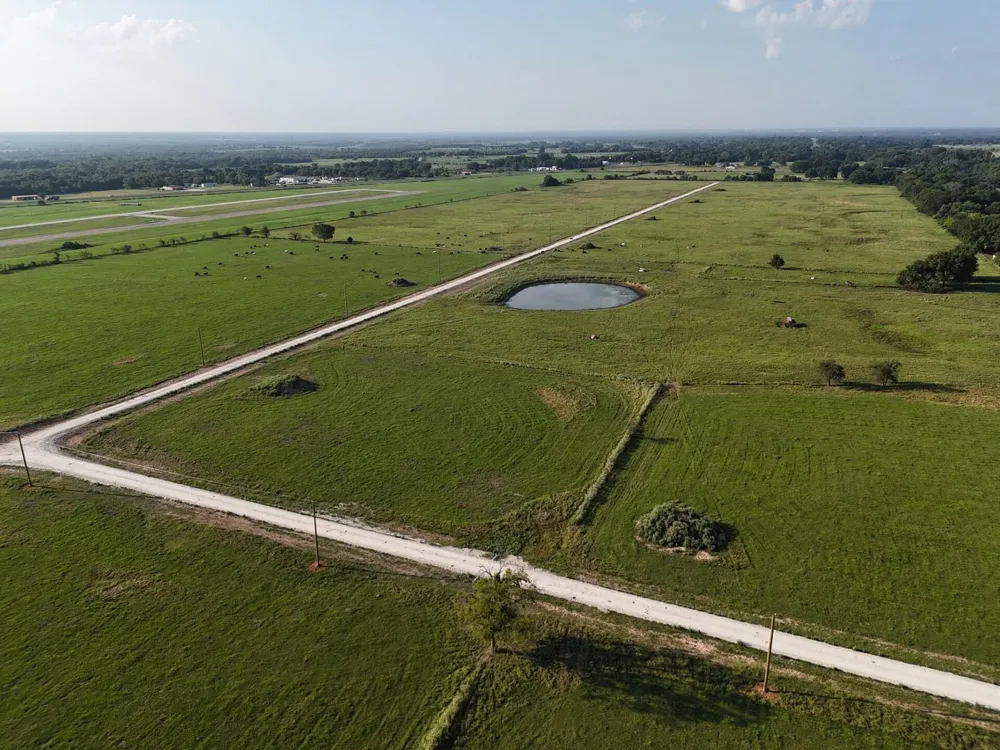 29 COUNTY ROAD 463 Mexia, TX 76667