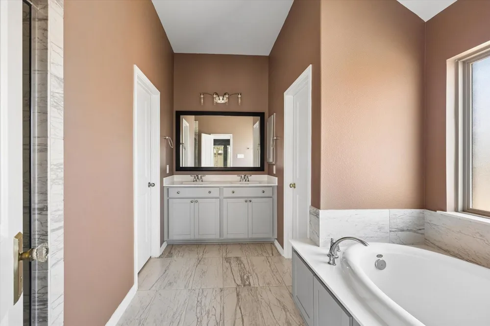 3738 Amoroso Drive Iowa Colony, TX 77583