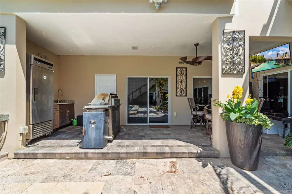 2520 GOMAZ WAY S St Petersburg, FL 33712