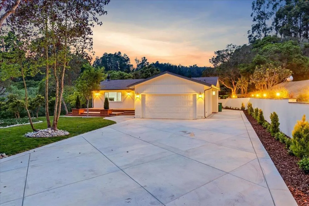 7183 Tustin Road Salinas, CA 93907