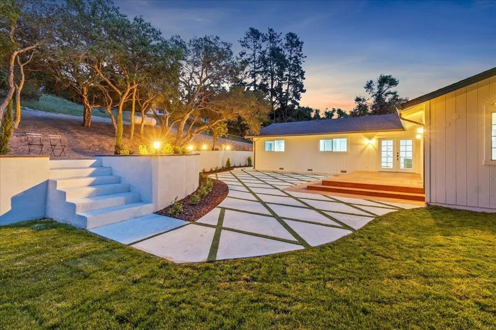 7183 Tustin Road Salinas, CA 93907