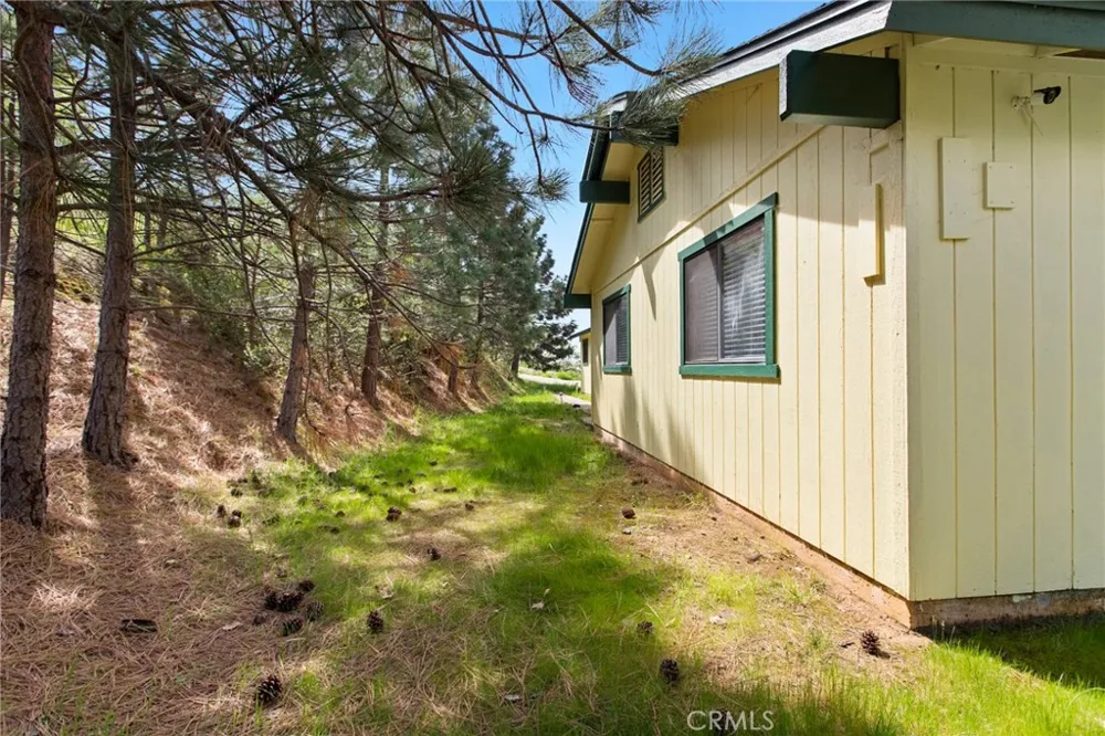 52865 Highway 245 Miramonte, CA 93641
