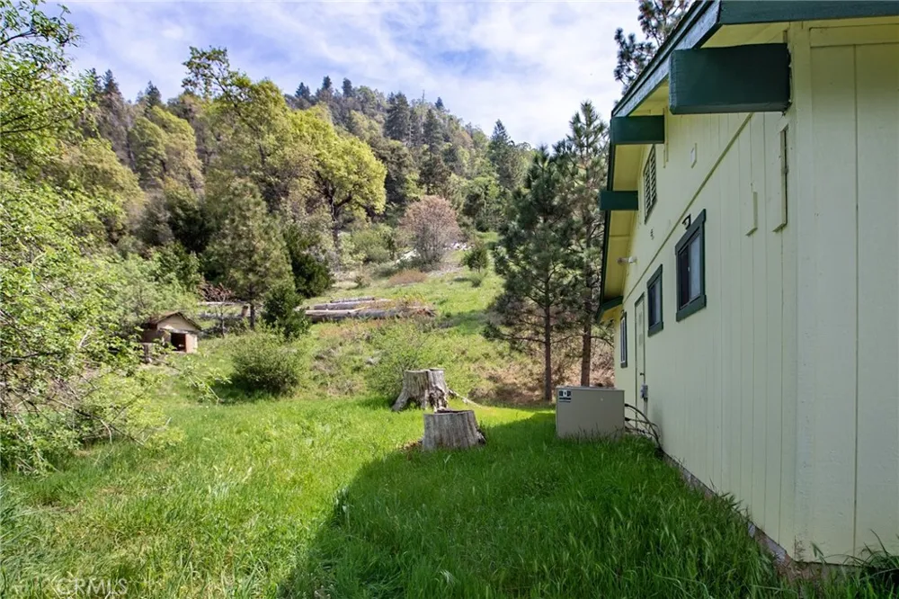 52865 Highway 245 Miramonte, CA 93641