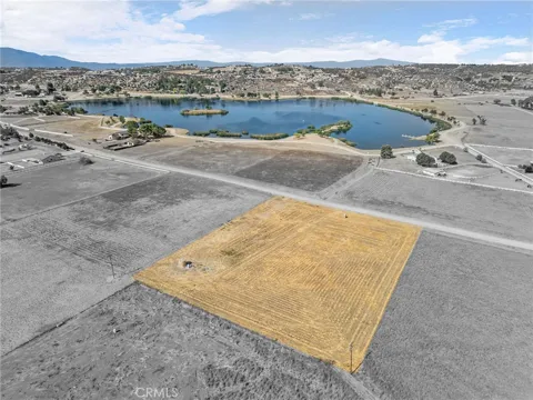 41620 Lakefront Drive