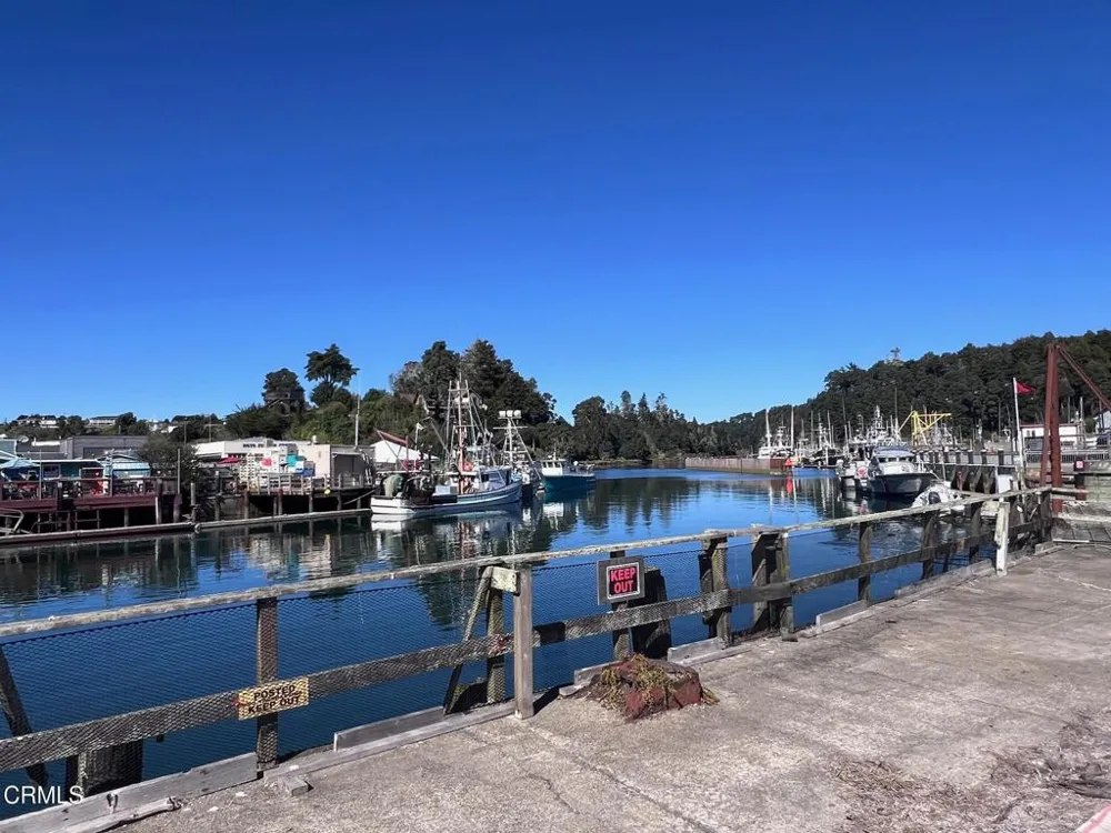 19290 S Harbor Drive Fort Bragg, CA 95437