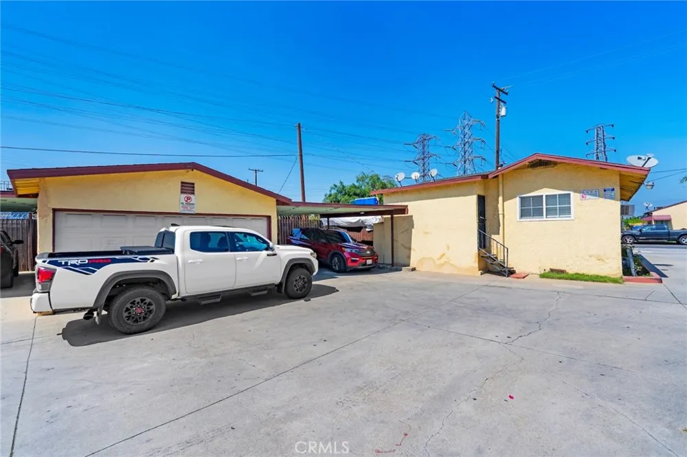 6260 Ferguson Commerce, CA 90022