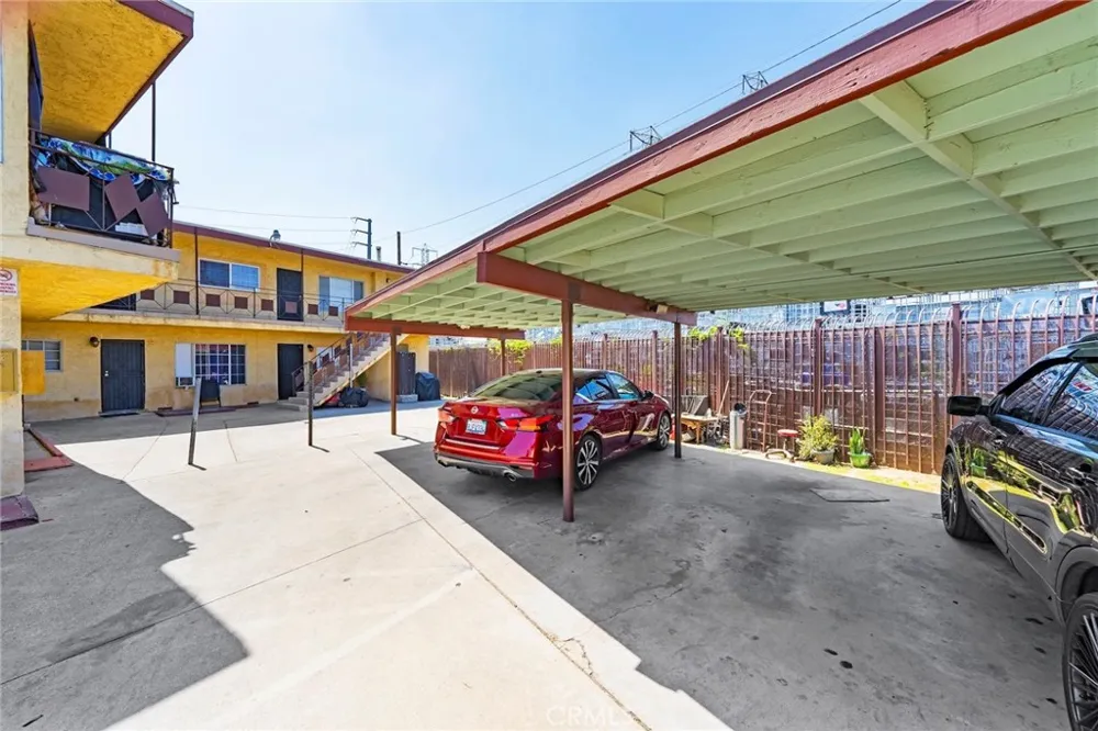 6260 Ferguson Commerce, CA 90022