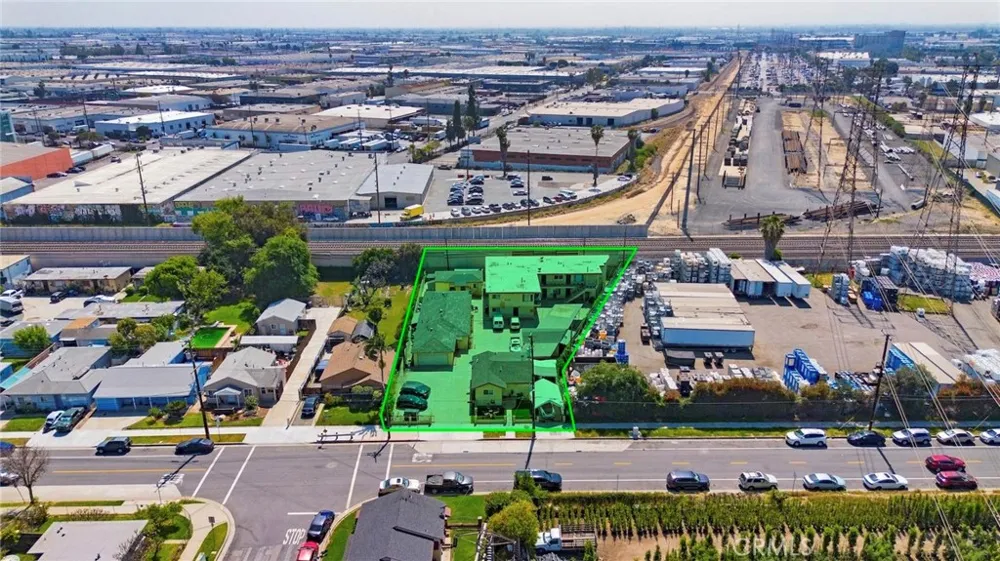 6260 Ferguson Commerce, CA 90022