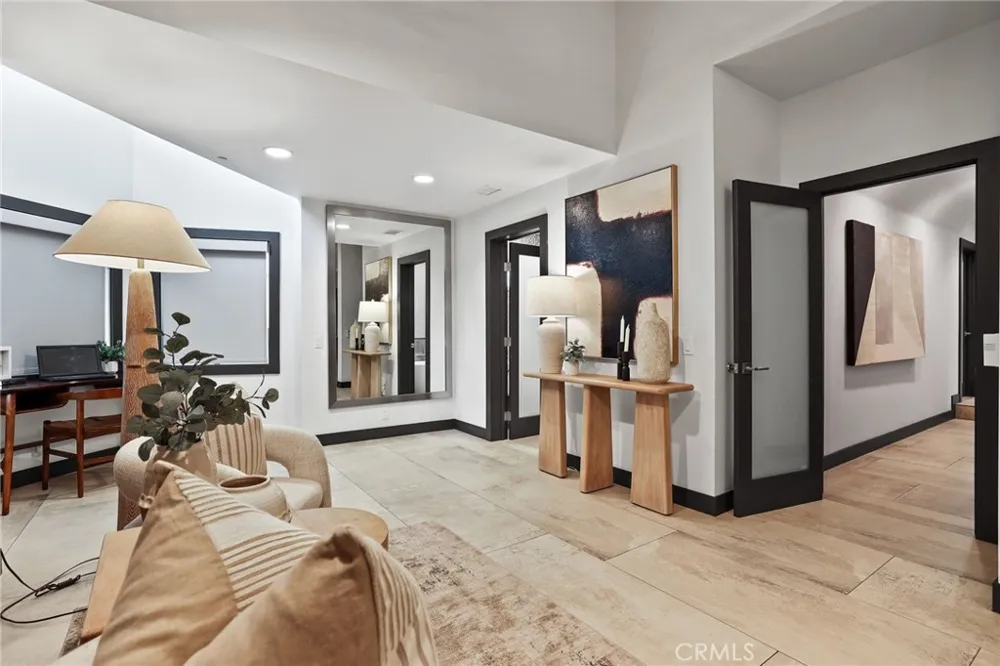 10372 Crawford Canyon Road North Tustin, CA 92705