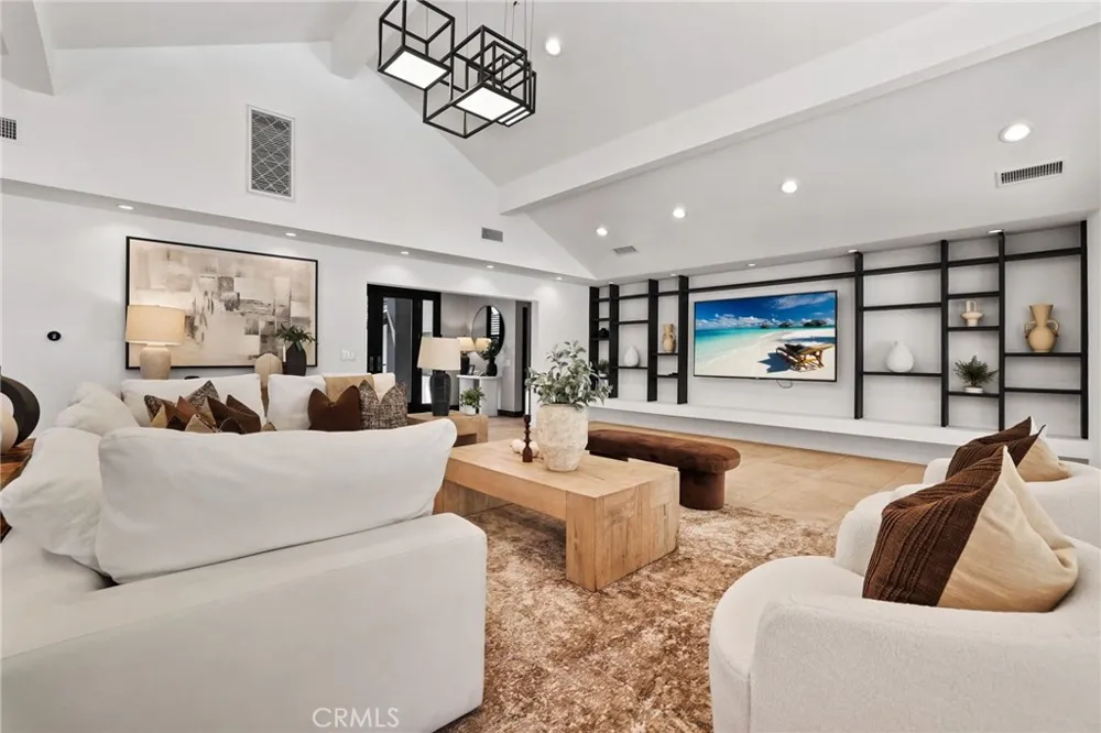 10372 Crawford Canyon Road North Tustin, CA 92705