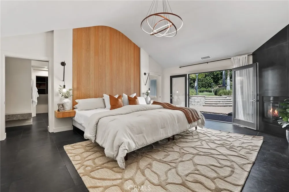 10372 Crawford Canyon Road North Tustin, CA 92705