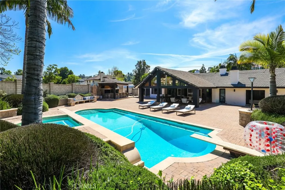 10372 Crawford Canyon Road North Tustin, CA 92705