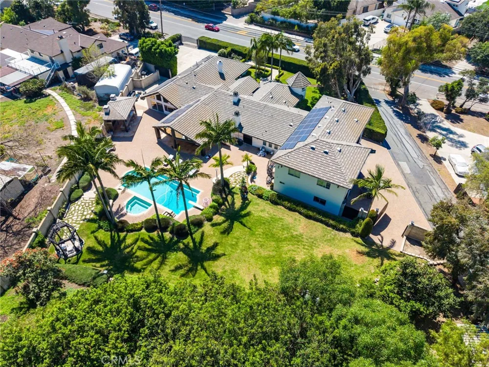 10372 Crawford Canyon Road North Tustin, CA 92705